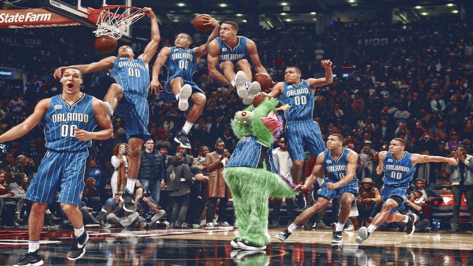 世界飞盘狗锦标赛 狗狗腾空接盘与主人配合默契获得高分